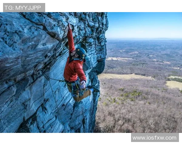 深圳攀岩队在极限运动世界杯中以56分稳居积分榜首位