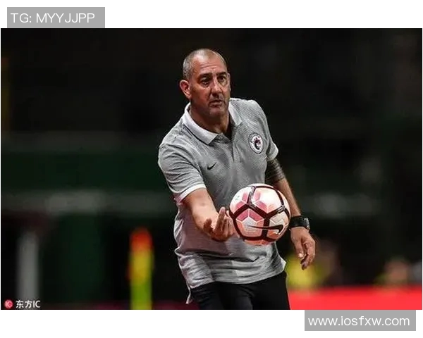 重庆篮球队的耐力之道：探索球队背后的坚持与拼搏精神