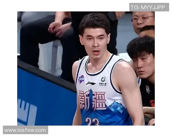 福建男篮与新疆队精彩对决视频回顾赛场瞬间不容错过