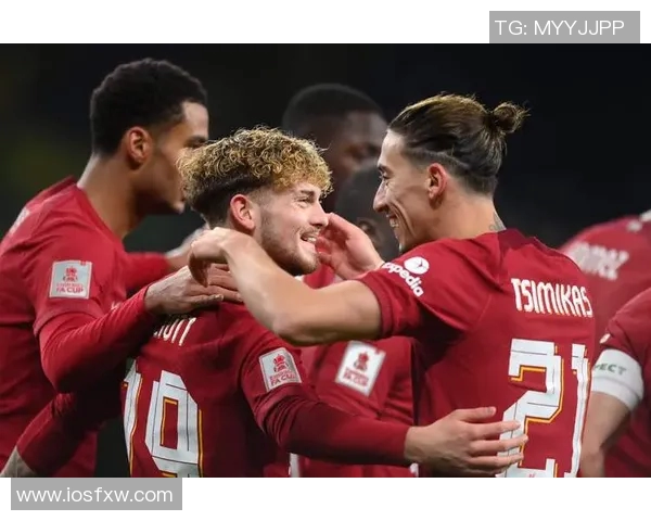 罗马与利物浦激战正酣实时比分更新及精彩瞬间回顾