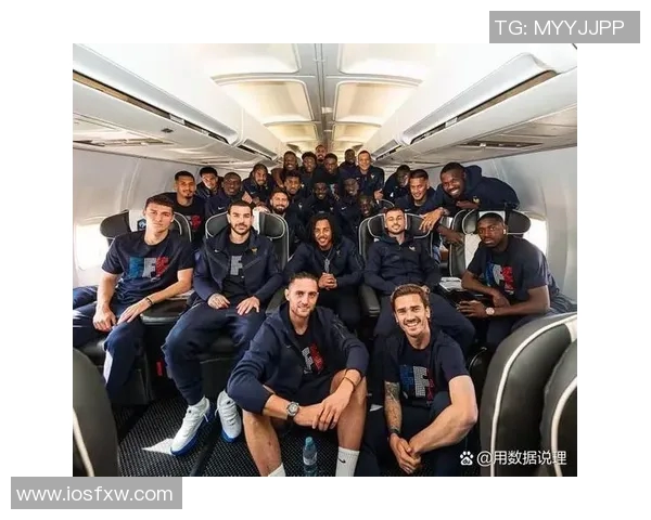 詹姆斯传奇之路：从天才少年到NBA历史伟大球员的成长故事