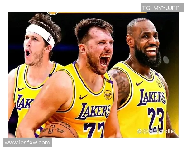 热火与湖人激战1211精彩回顾双方球员表现亮眼引发球迷热议