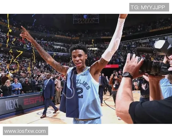 贾莫兰特的篮球之路：从新秀到超级明星的成长历程与挑战