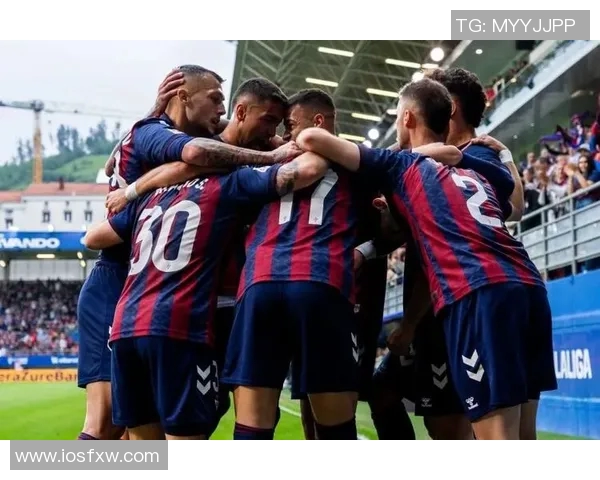 西班牙队迎战埃瓦尔力争主场胜利展现强大实力 西班牙队迎战埃瓦尔力争主场胜利展现强大实力