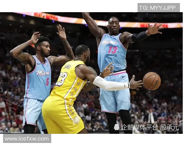 2016年NBA季后赛黄蜂与热火第四场精彩对决回顾与分析